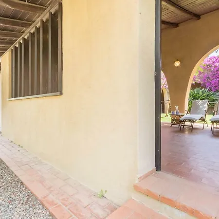Ferula, Serr'e Morus Villa Villasimius