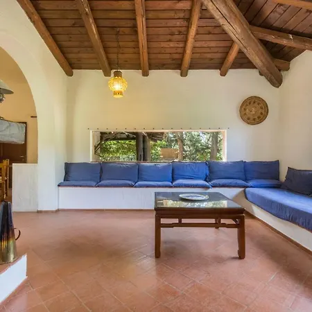 Ferula, Serr'e Morus Villa